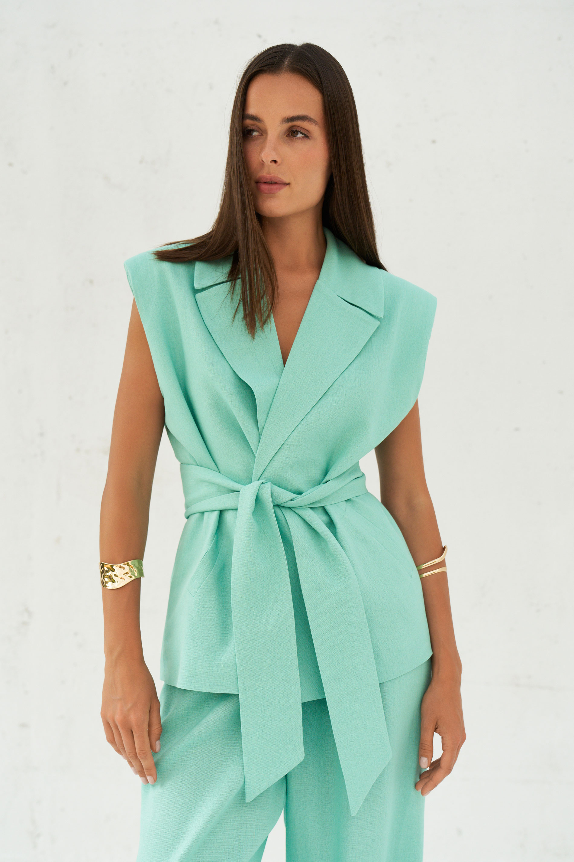 Жилет oversize изо льна BL63926